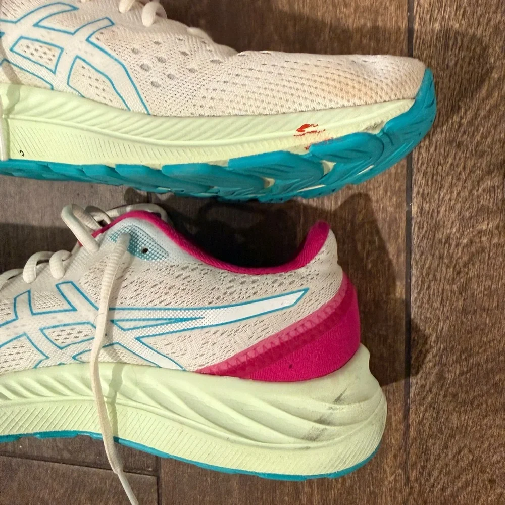 Asics women’s‎ GEL-EXCITE 8 Sea Glass Running Shoes Size 12